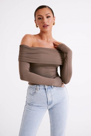 Meshiki Lucinda Recycled Nylon Off Shoulder Chocolate | OVBM8363