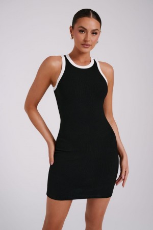 Meshiki Tina Ribbed Racer Neck Negras | SUZN6814