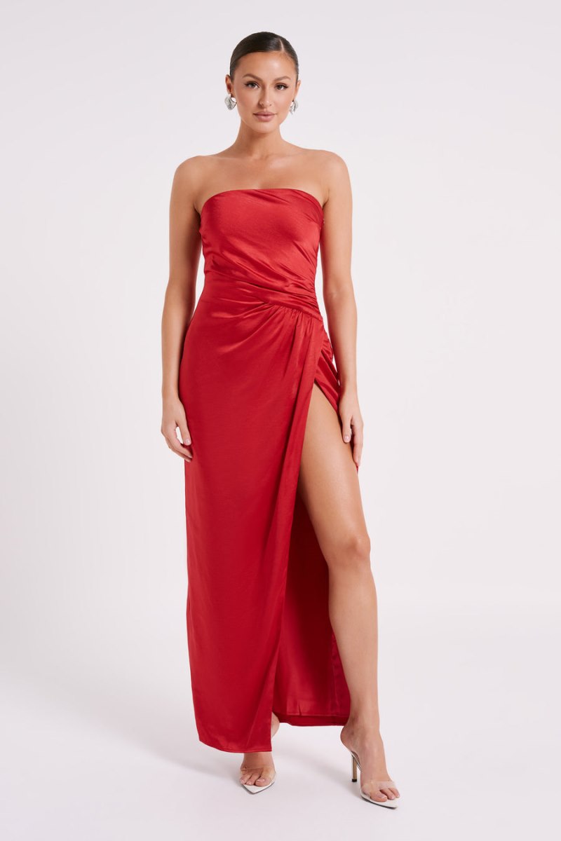 Meshiki Aminah Draped Strapless Rojas | QORJ6436