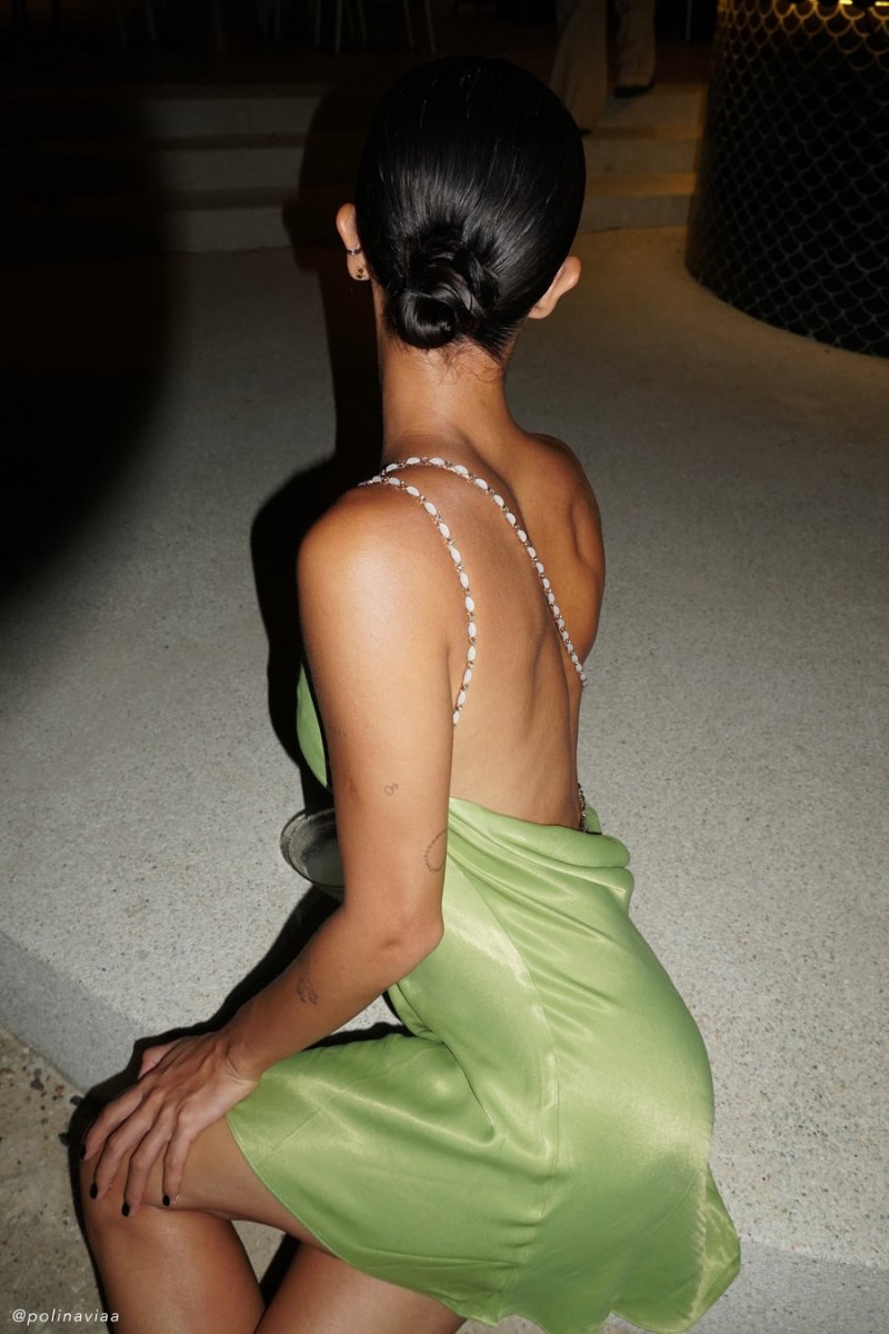 Meshiki Berina One Shoulder Pearl Trim Verde | WGFZ1966