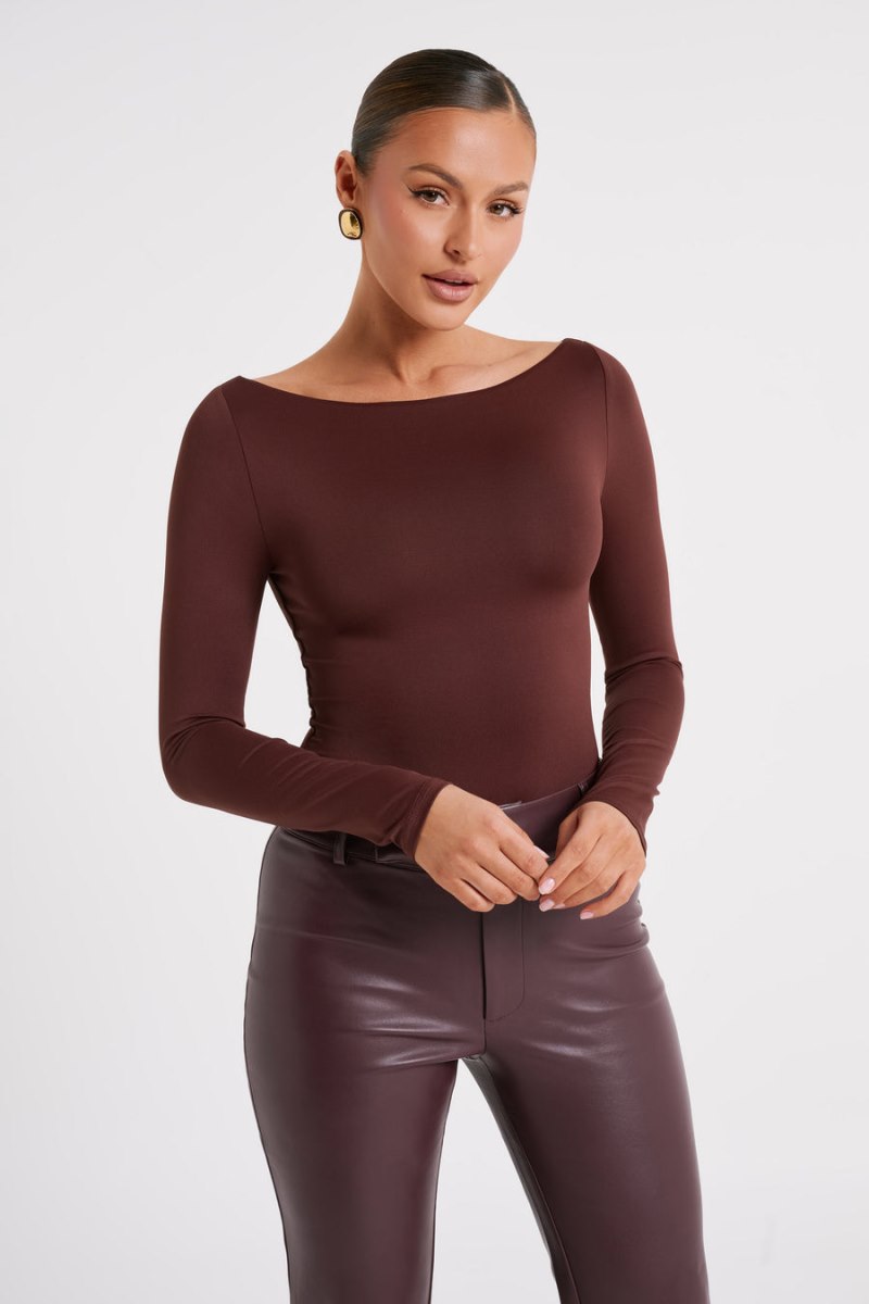 Meshiki Cate Boatneck Long Sleeve Chocolate | MCKN3627