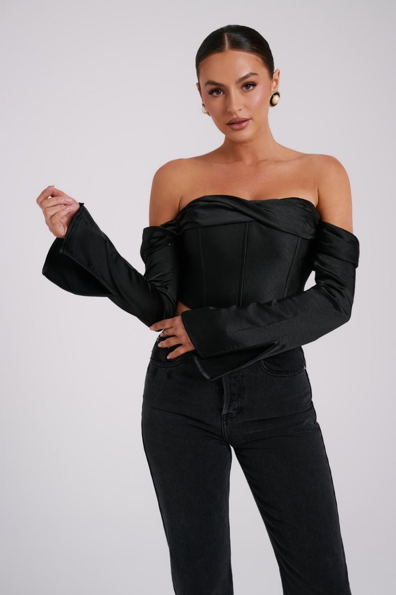 Meshiki Giselle Satin Off Shoulder Negras | WRTF5617