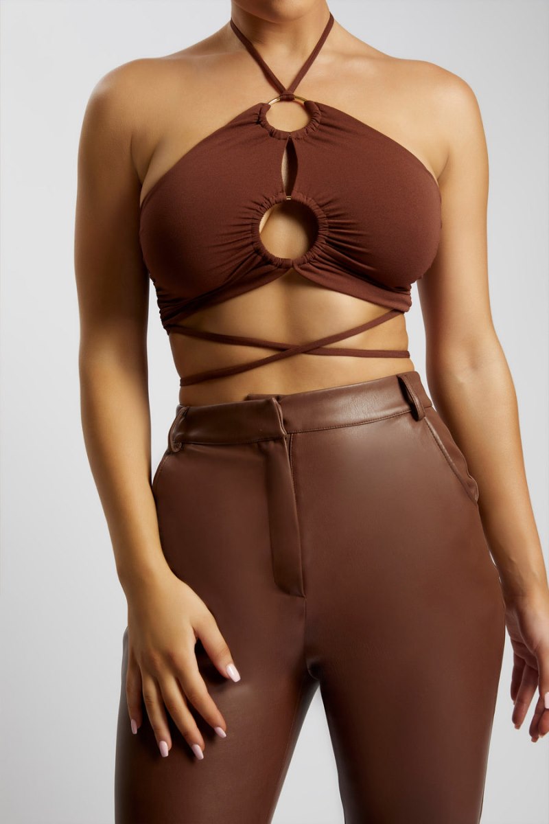 Meshiki Sabrina Ruched Halter Crop Chocolate | AQCV7260