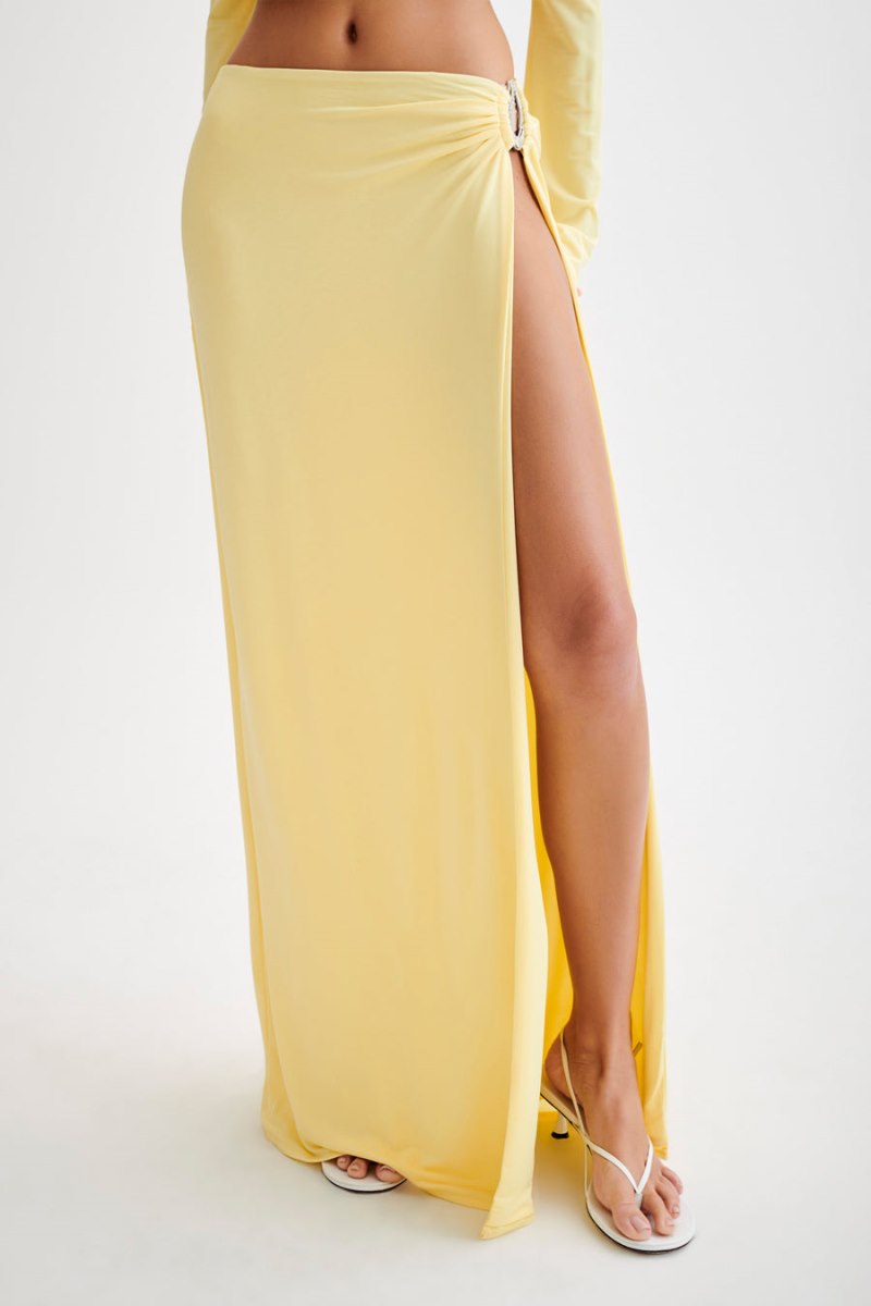 Meshiki Suri Slinky Maxi Silver Hardware Amarillo | VRQK4716