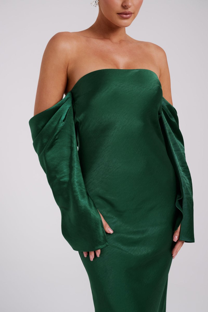 Meshiki Vee Off Shoulder Satin Verde | GLAV0000