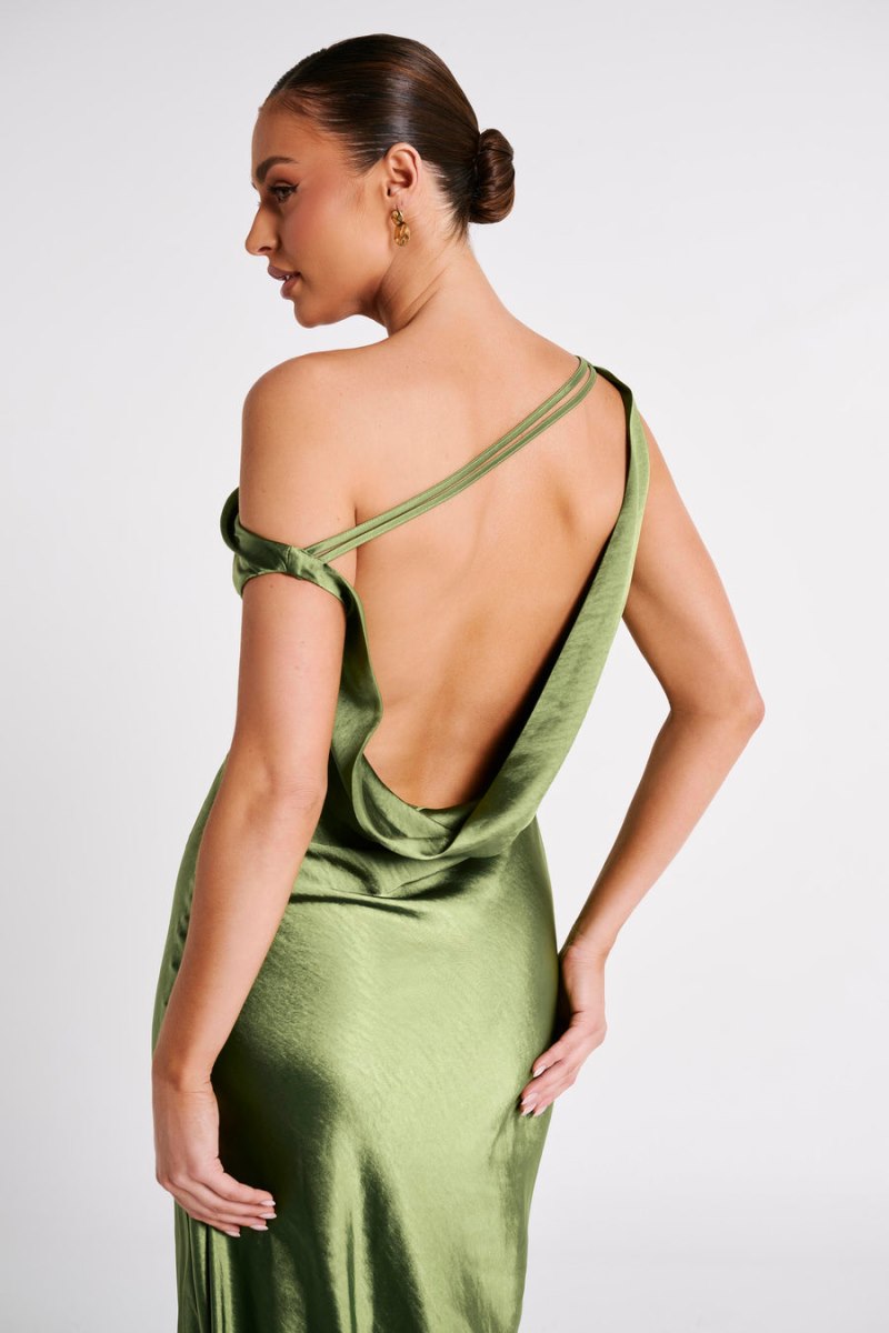 Meshiki Yvette Slip Asymmetrical Hem Verde | VSVD6961