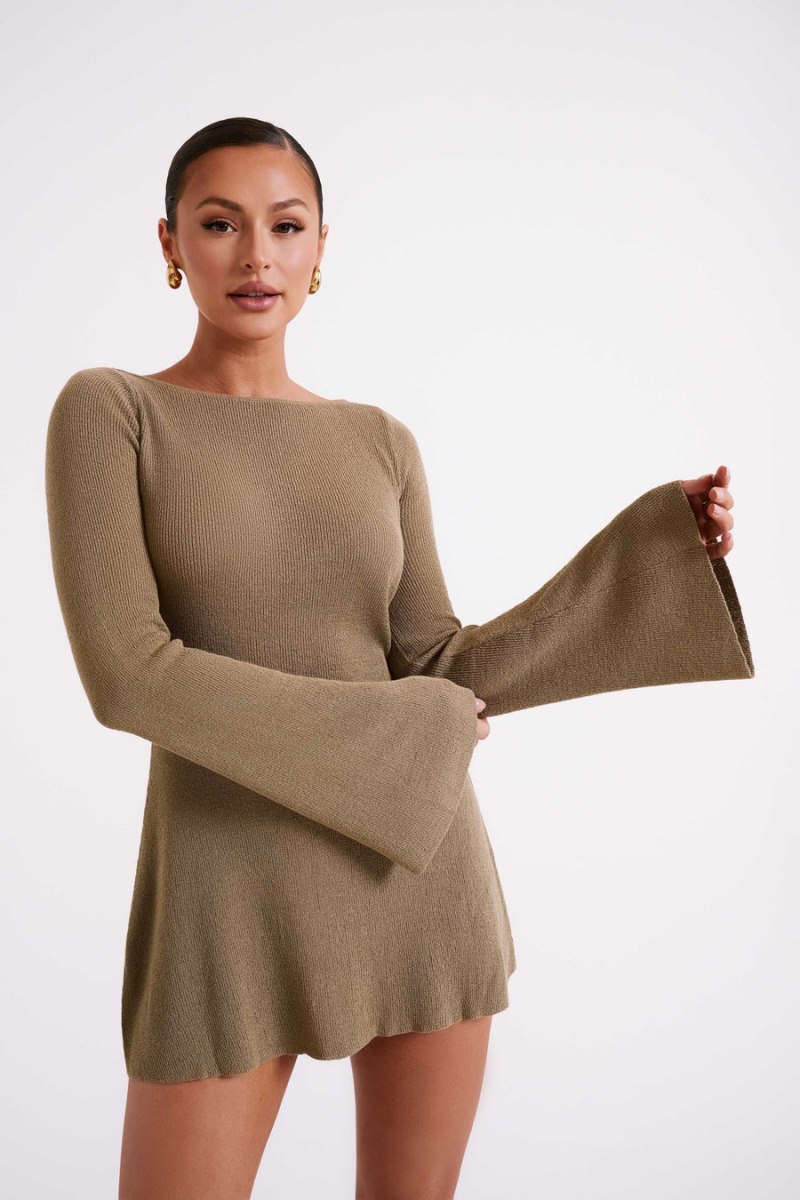 Meshiki Zahra Long Sleeve Open Back Knit Verde Oliva | SGGO6074